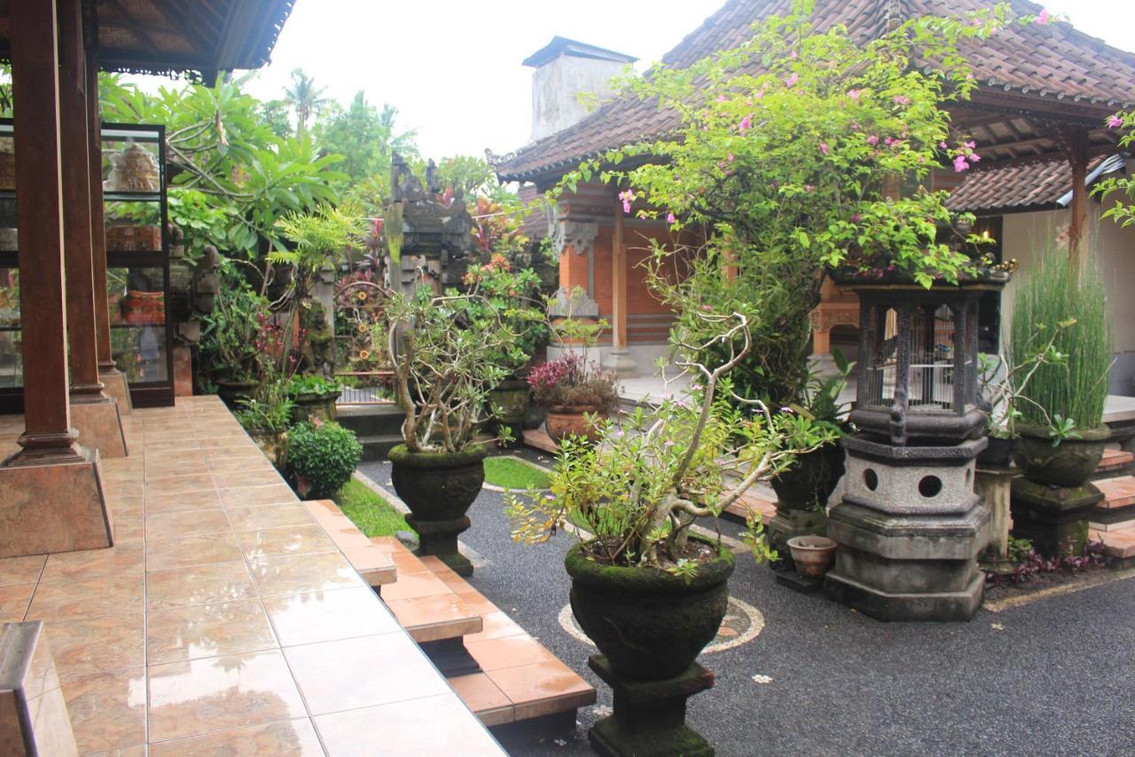 Intan Guest House Ubud Exterior foto